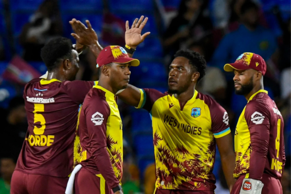 west-indies-batter-roston-chase-creates-rare-t20i-moment-first-signs-of-ipl-tactics-becoming-common-in-t20is