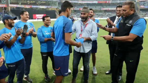 ‘Comes Into Meetings With’ – Former India Spinner Under Fire for Questionable Tactics in Ranji Trophy