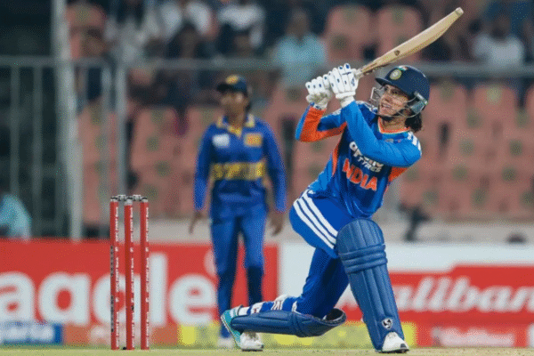 Most Runs in Women's Cricket: Smriti Mandhana Enters 10,000 Club During INDW vs SLW 4th T20I